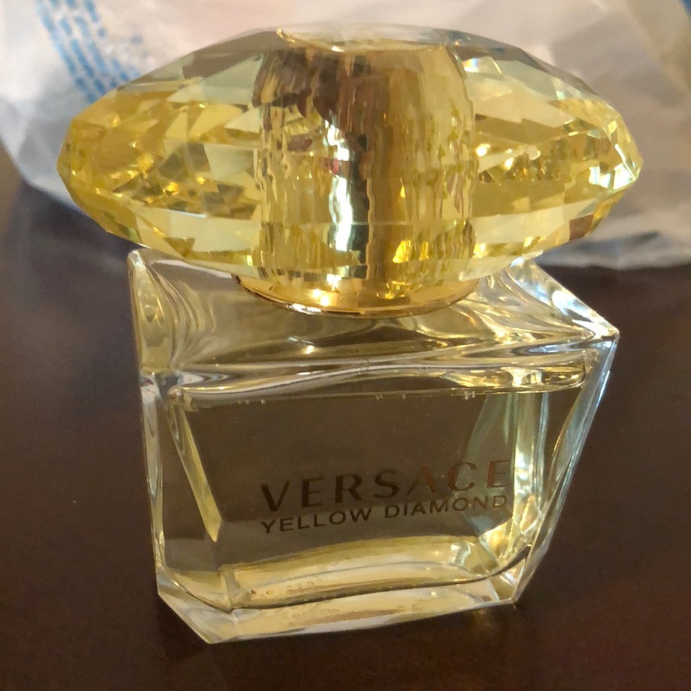 Versace perfume
